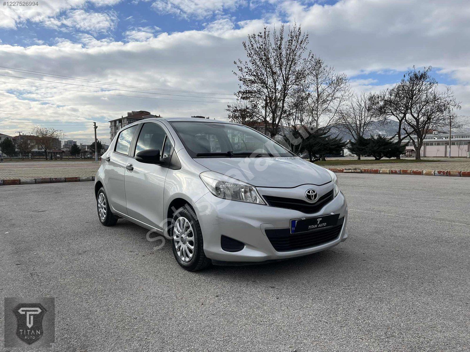 TITAN AUTO Toyota Yaris 1.0 Life DEĞİŞENSİZ 154.000KM