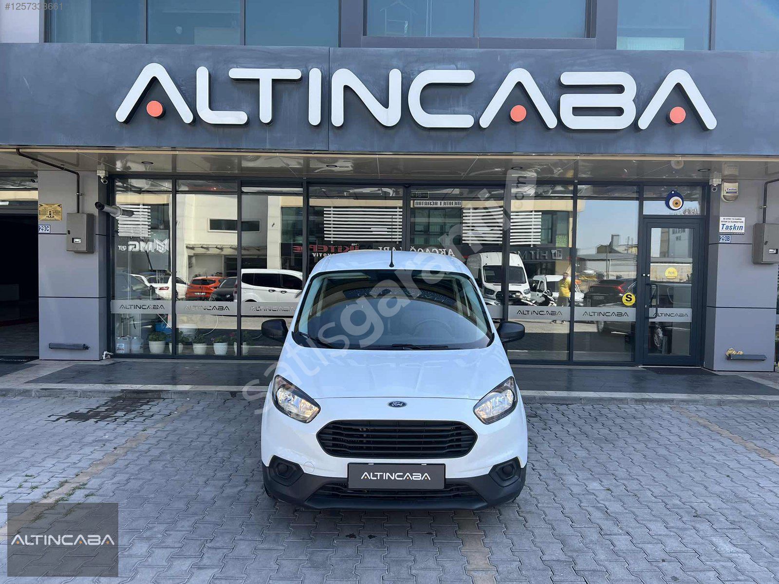 ALTINCABA'DAN 2022 FORD TRANSİT COURİER TREND 35.000KM---%20KDV