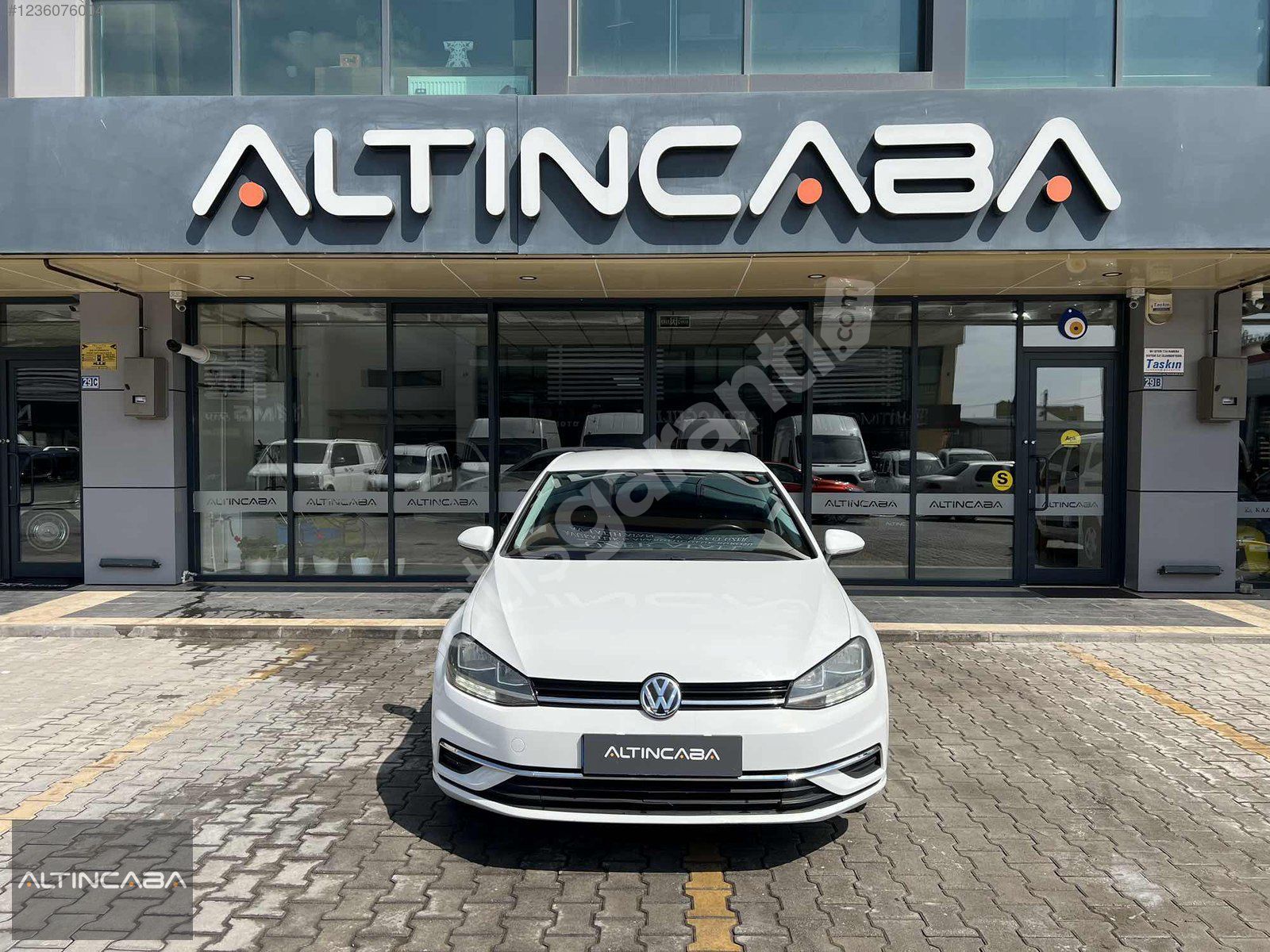 ALTINCABA'DAN 2019 WV GOLF 1.0TSI BENZİN MANUEL 160.000KM