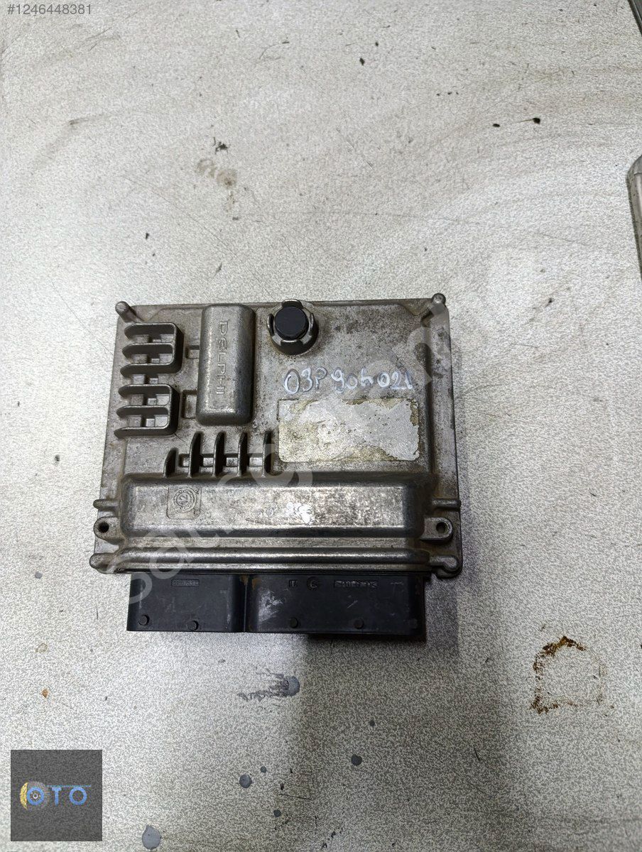 VW 1.2 TDİ CFW MOTOR BEYNİ 03P906021
