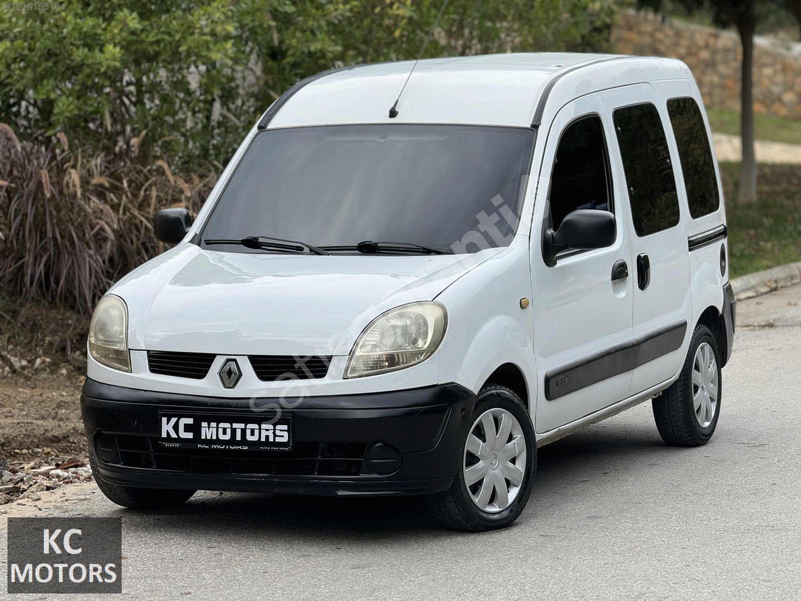 1.5 dCi KANGOO CİFT SURGU KLİMALI TEMİZ TEK KAPAK KREDİ KARTI