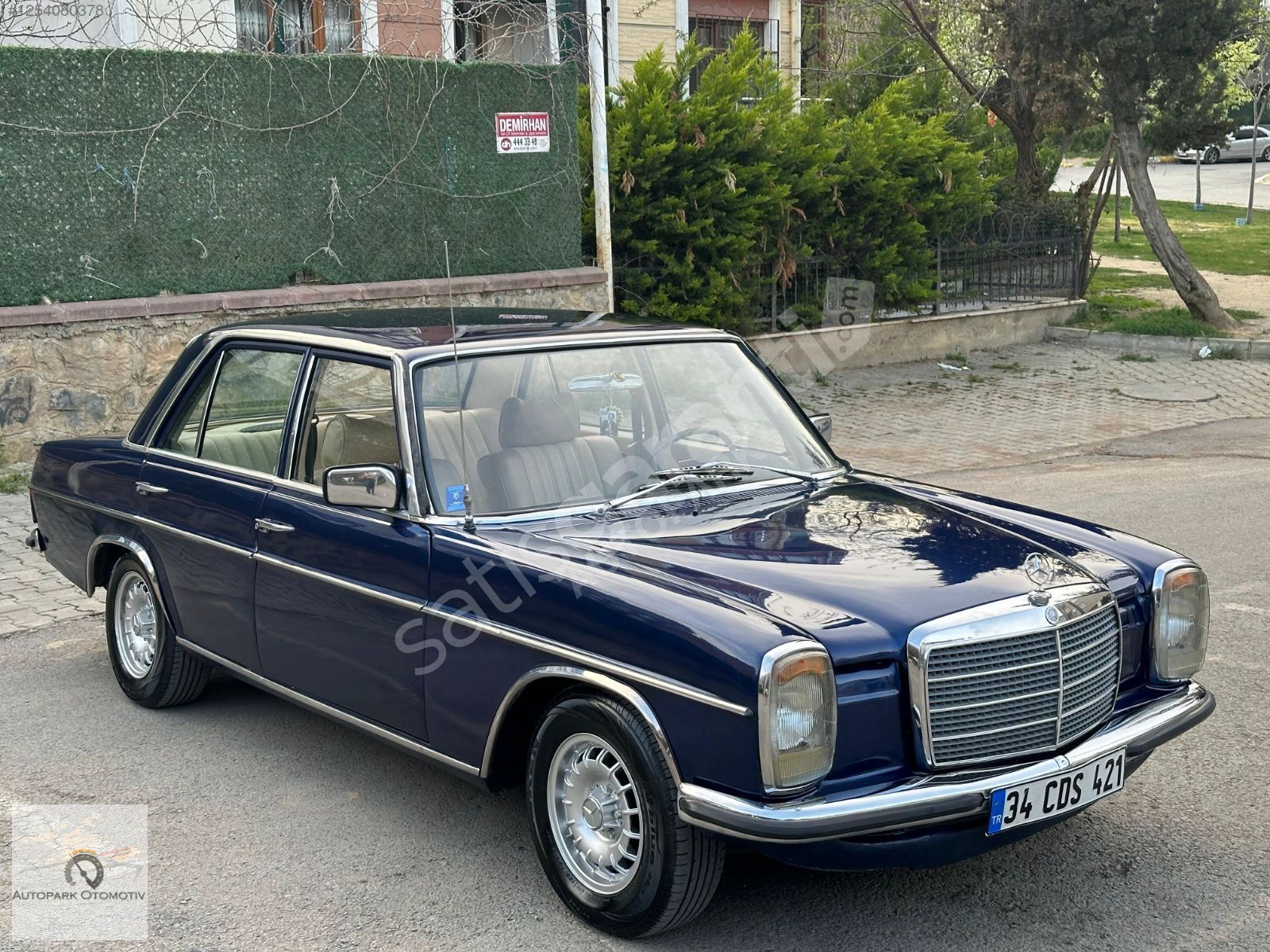 AUTOPARK 1975 OTOMATİK MERCEDES 230.4