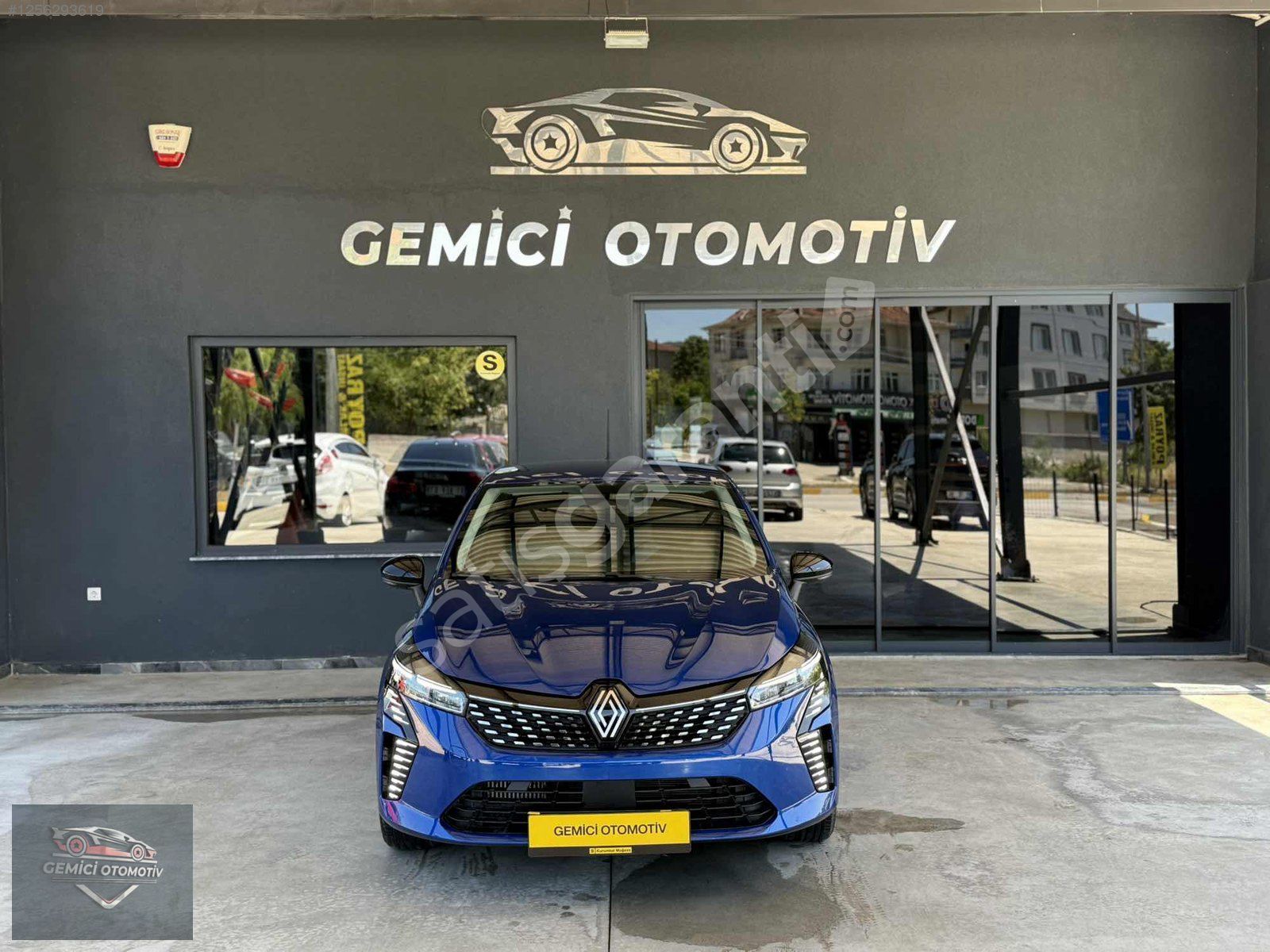 GEMİCİ'DEN 2025 MODEL CLİO-1.0 EVOLUTİON-HATASIZ BOYASIZ-8.000KM