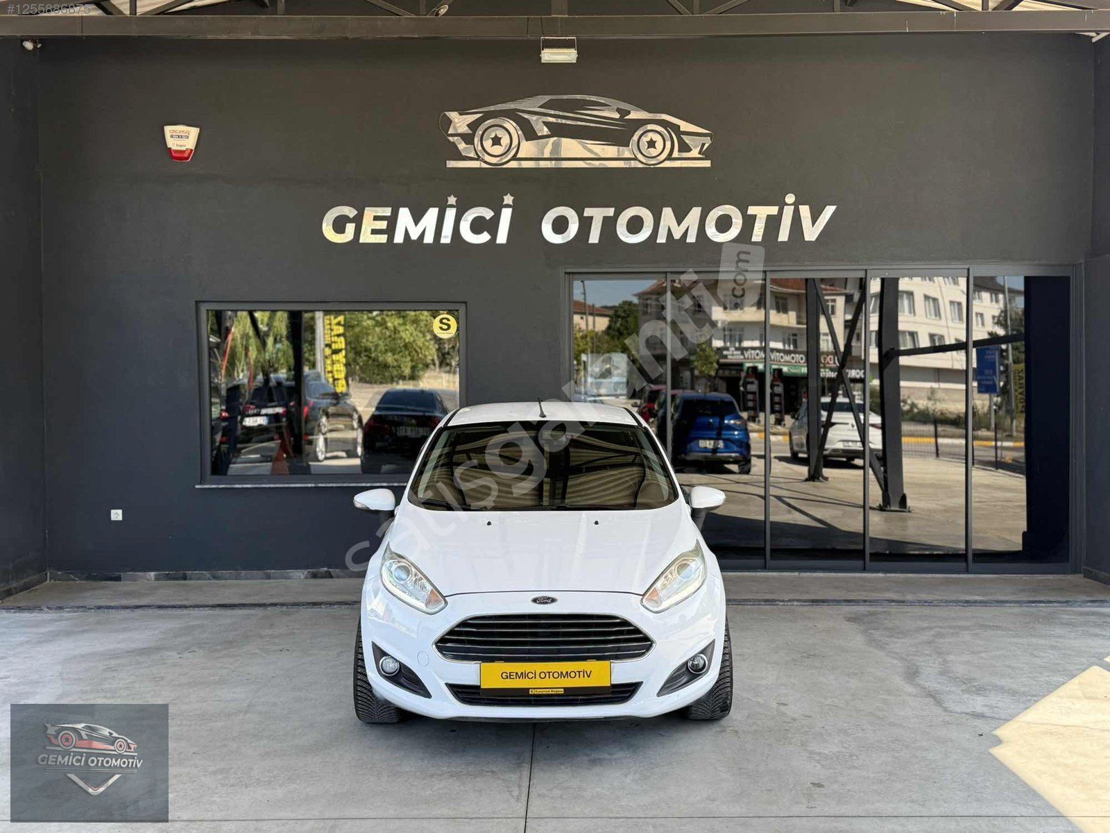 GEMİCİ'DEN-2013 MODEL FİESTA-1.4 TİTANİUM-DEĞİŞENSİZ-157.000 KM