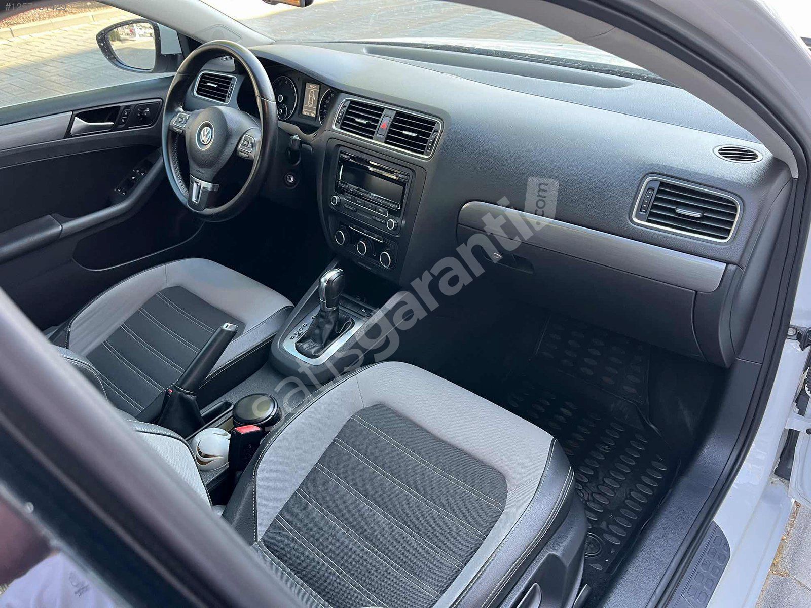 KARAPINAR OTOMOTİV DEN 2012 JETTA 1.4 TSİ COMFORTLİNE