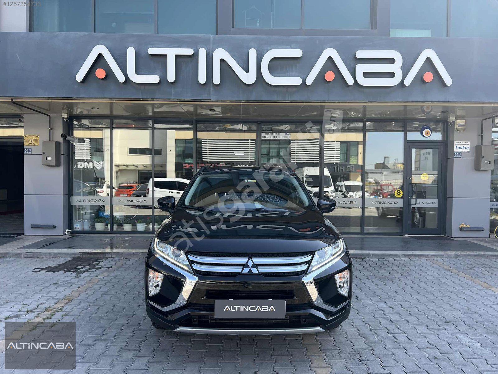 ALTINCABA'DAN 2018 MİTSUBİSHİ ECLİPSE CROS INTENSE 4X4 104.000KM
