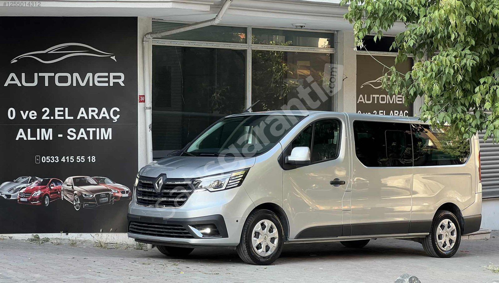 AUTOMER// 2023 TRAFIC 8+1 OTOMOBİL 35.000 KM K.KART TAKSİT