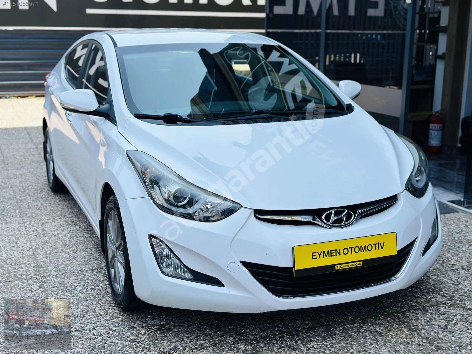 EYMEN.DEN 2015 MODEL ELANTRA DİZEL OTOMATİK STYLE PAKET