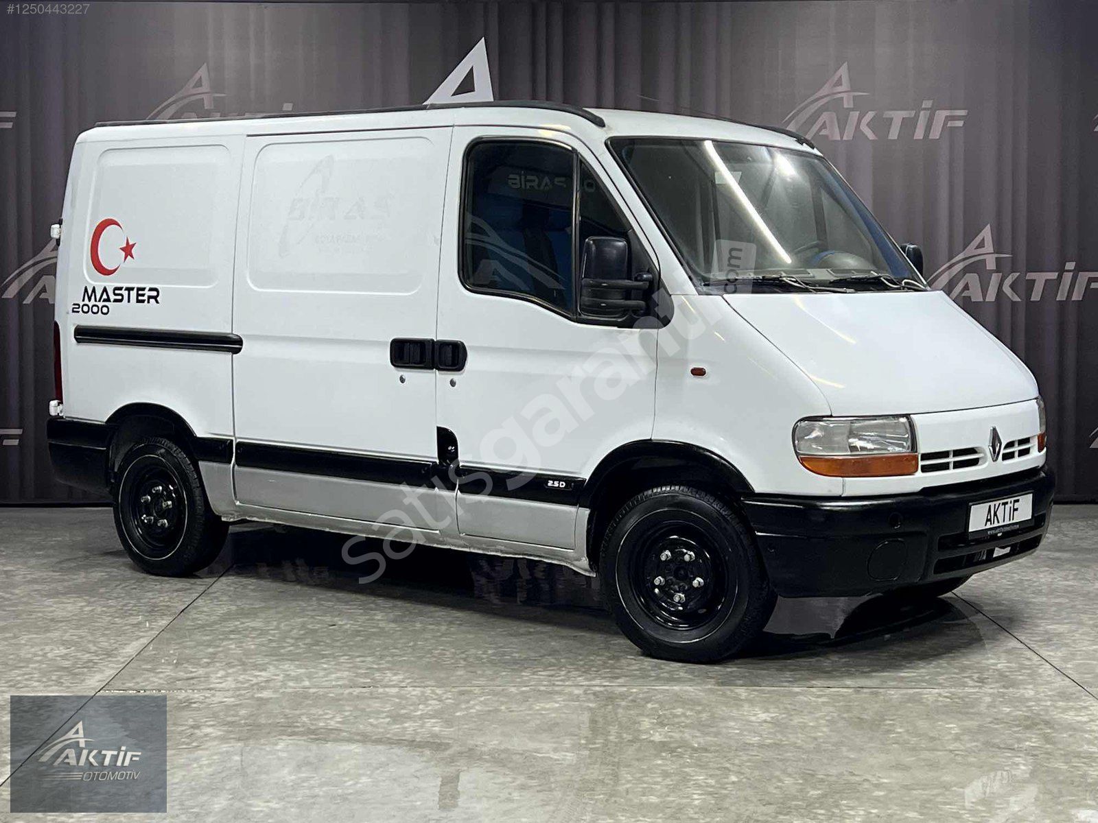 AKTİF den 2000 MASTER 2.5 D L2H2 10 m3 BEYAZ BAKIMLI PANELVAN. .