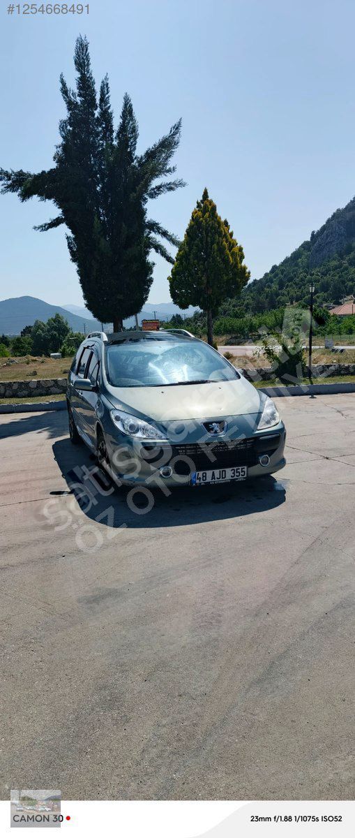 TEMİZ BAKIMLI SW PEUGEOT 307 1.6 HDİ