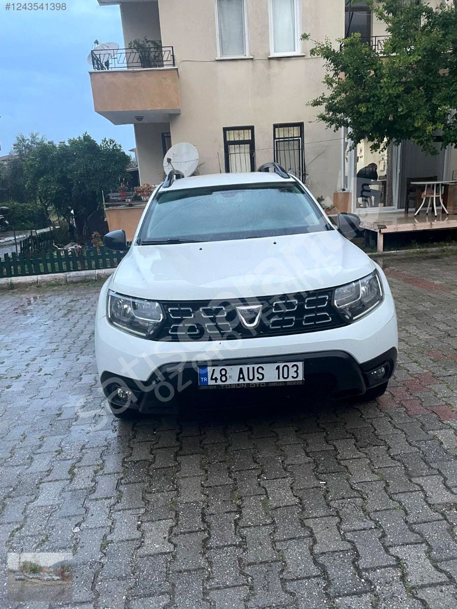 TEMİZ BAKIMLI DACIA DUSTER 1.5 DCİ