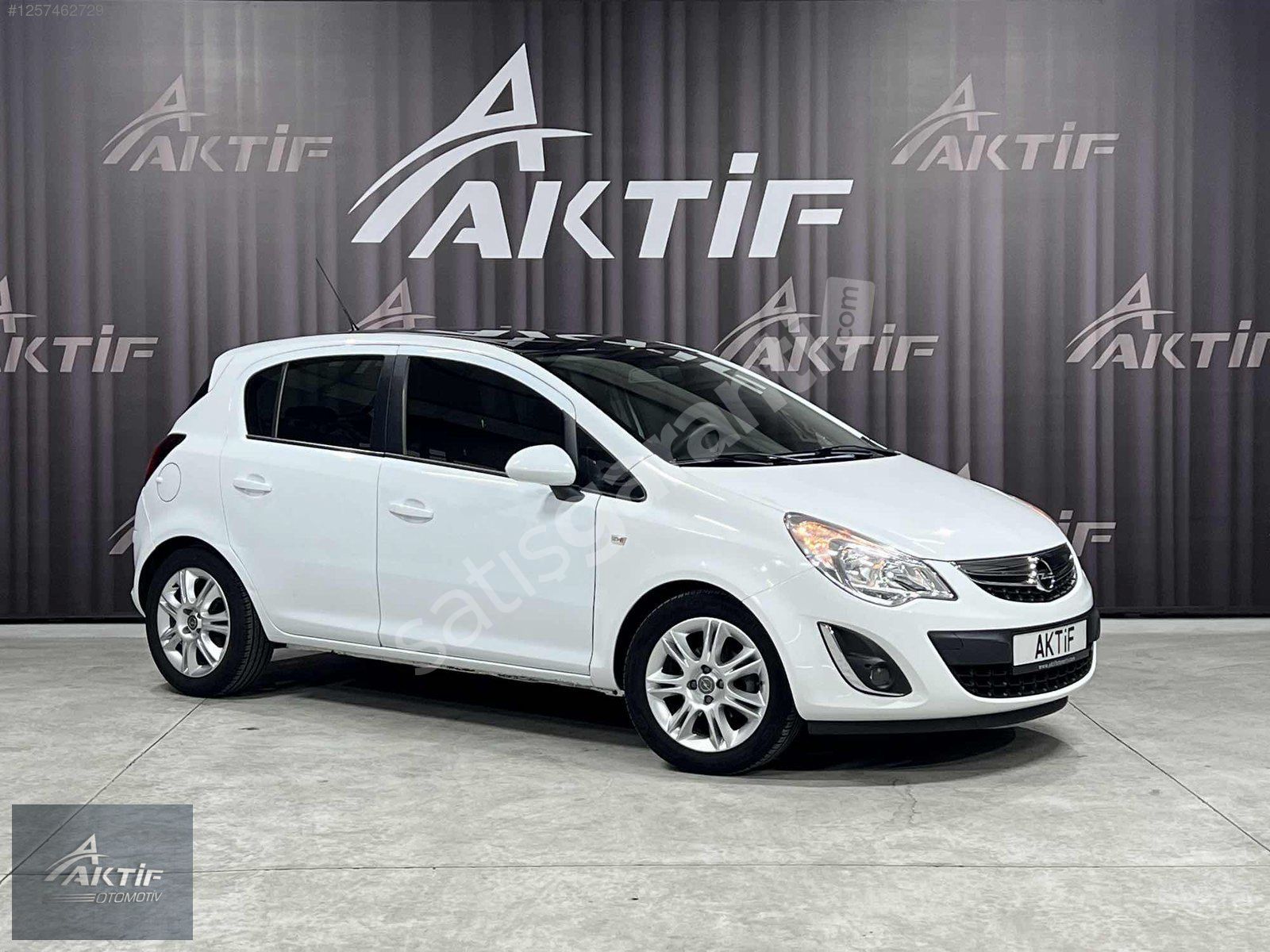 AKTİFde 2012 CORSA 1.4İ COLOR OTOMATİK BEYAZ-SİYAH 75.000KM FULL