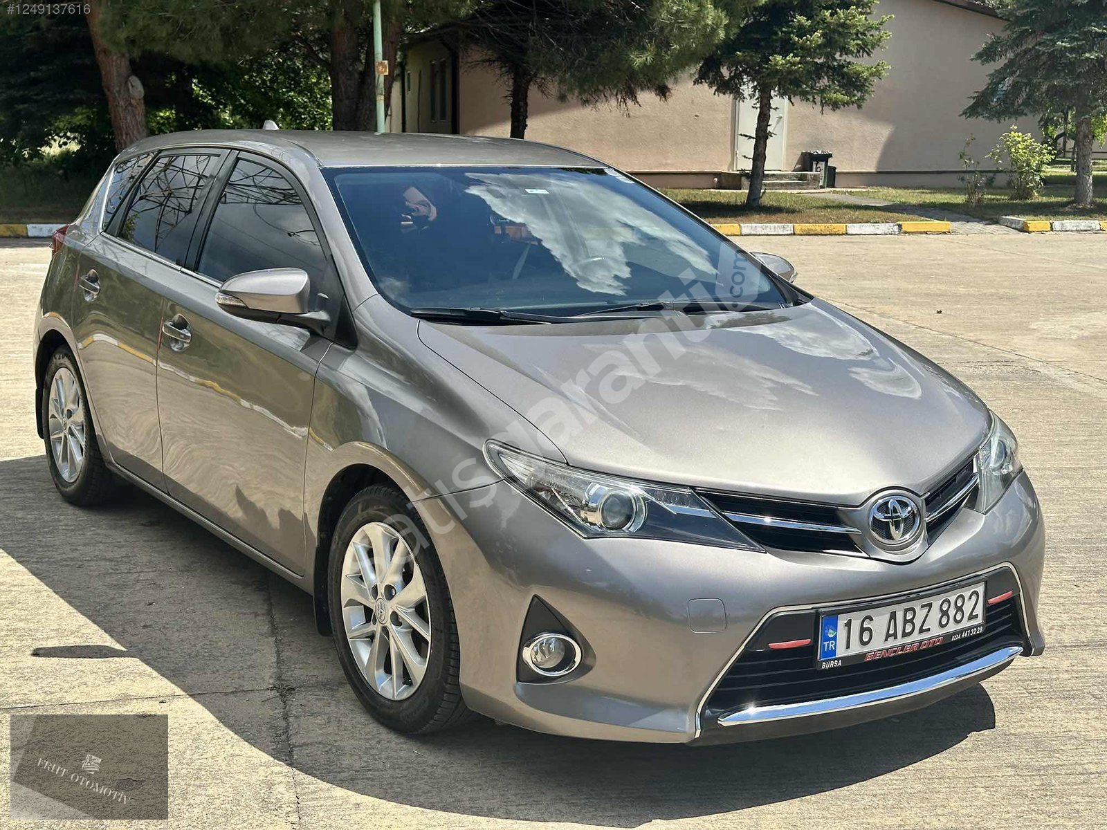 TOYOTA AURİS 1.4 D-4D ADVANCE OTOMATİK 114 BİNDE