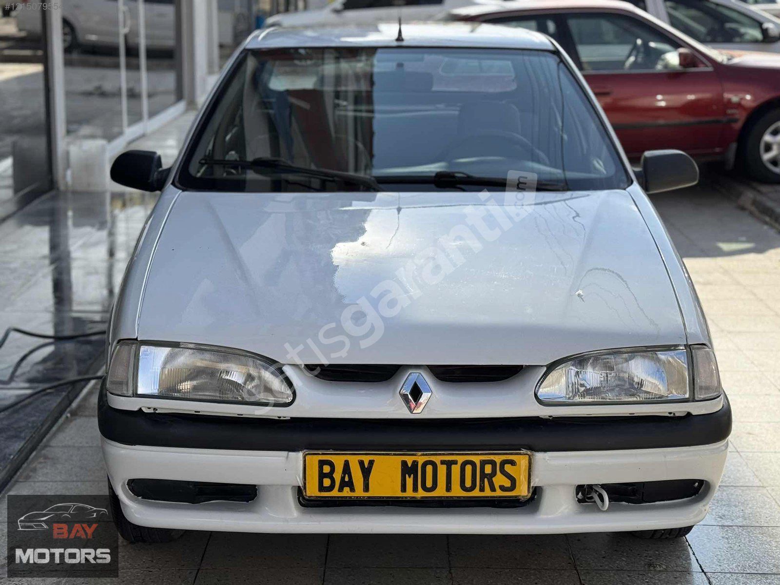 1995 MODEL RENAULT 19 1.4 RN EUROPA