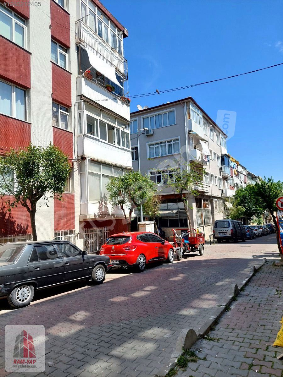 RAMİ YENİMAHALLE ÇARŞI İÇİNDE KÖŞE CEPHE 3+1 SATILIK DAİRE