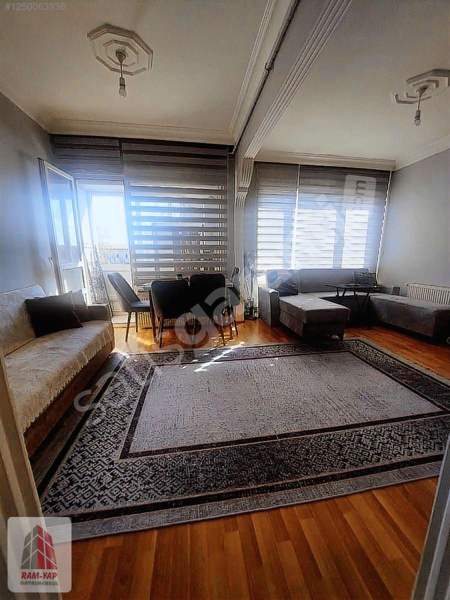 RAMİDE CADDE ÜZERİ KÜTÜPHANE KARŞISINDA ARA KAT SATILIK DAİRE