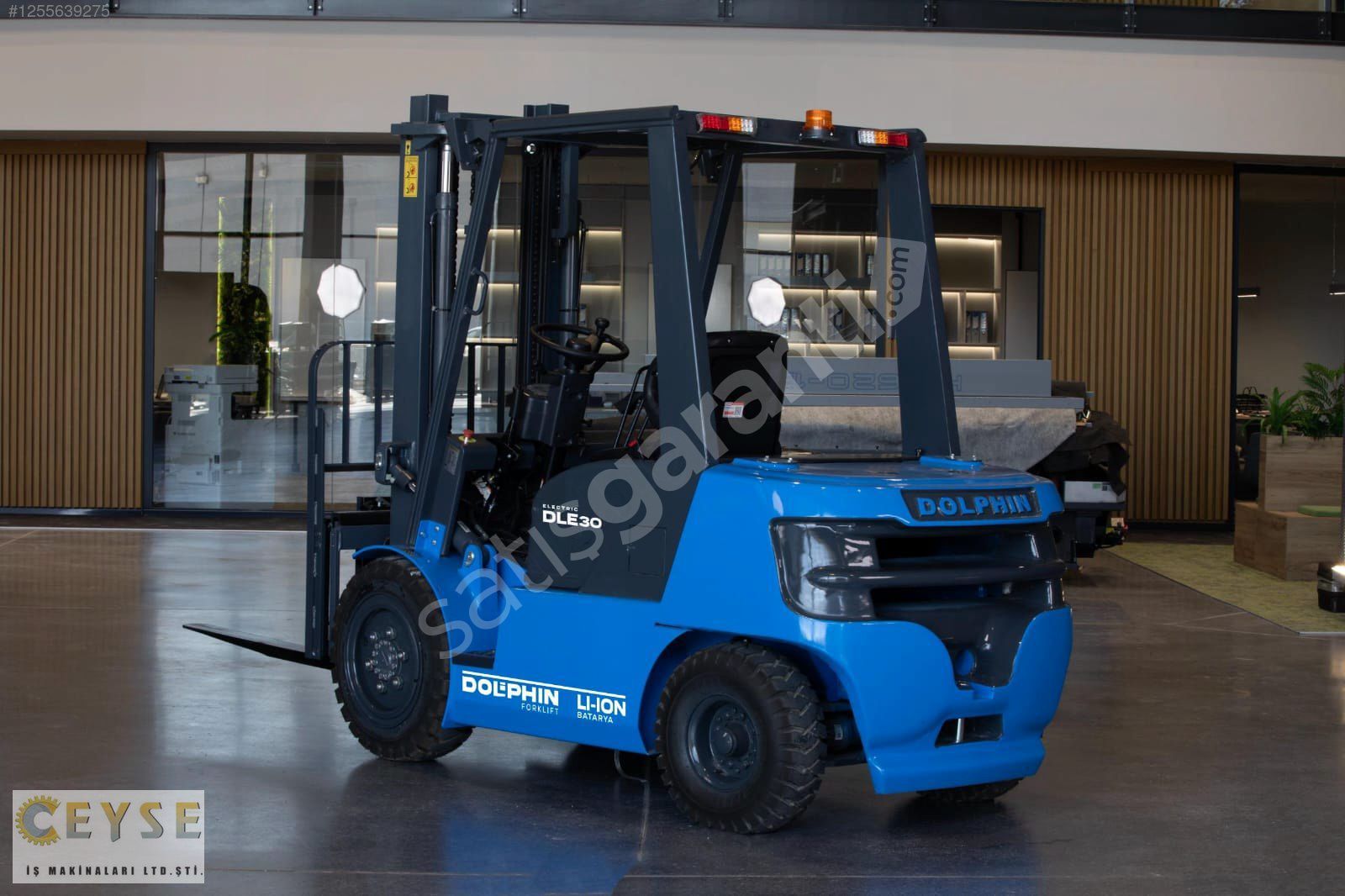 DOLPHIN YERLİ ÜRETİM 3 TON STANDAR ASANS. ELEKTRİKLİ FORKLİFT