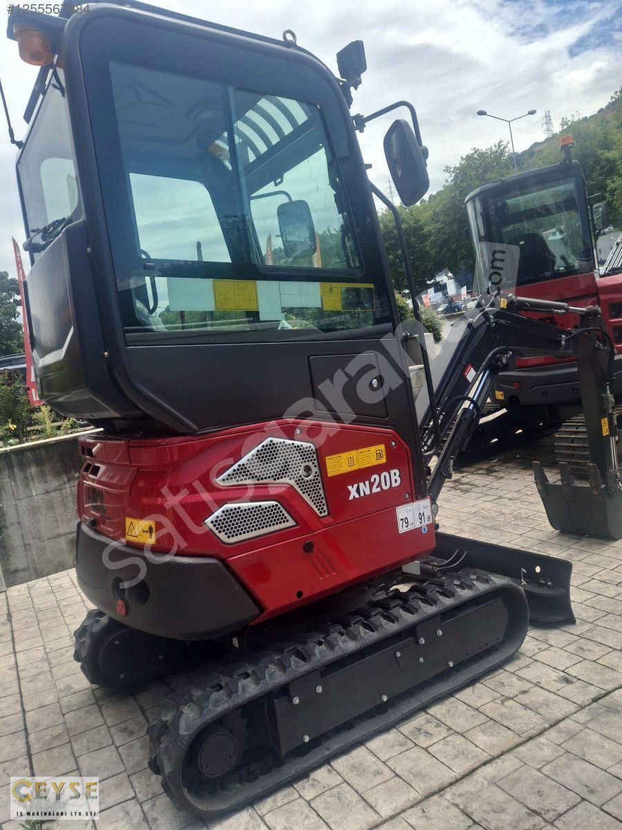 HIBOL XN20B KABİNLİ KUBOTA MOTORLU MİNİ EKSKAVATÖR