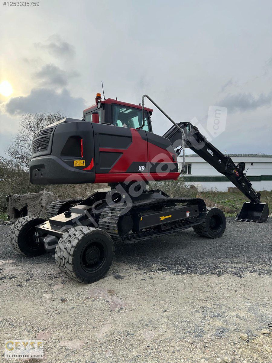 HIBOL X9 PALETLİ / LASTİKLİ YANMAR MOTOR REXROTH POMPA 9 TON