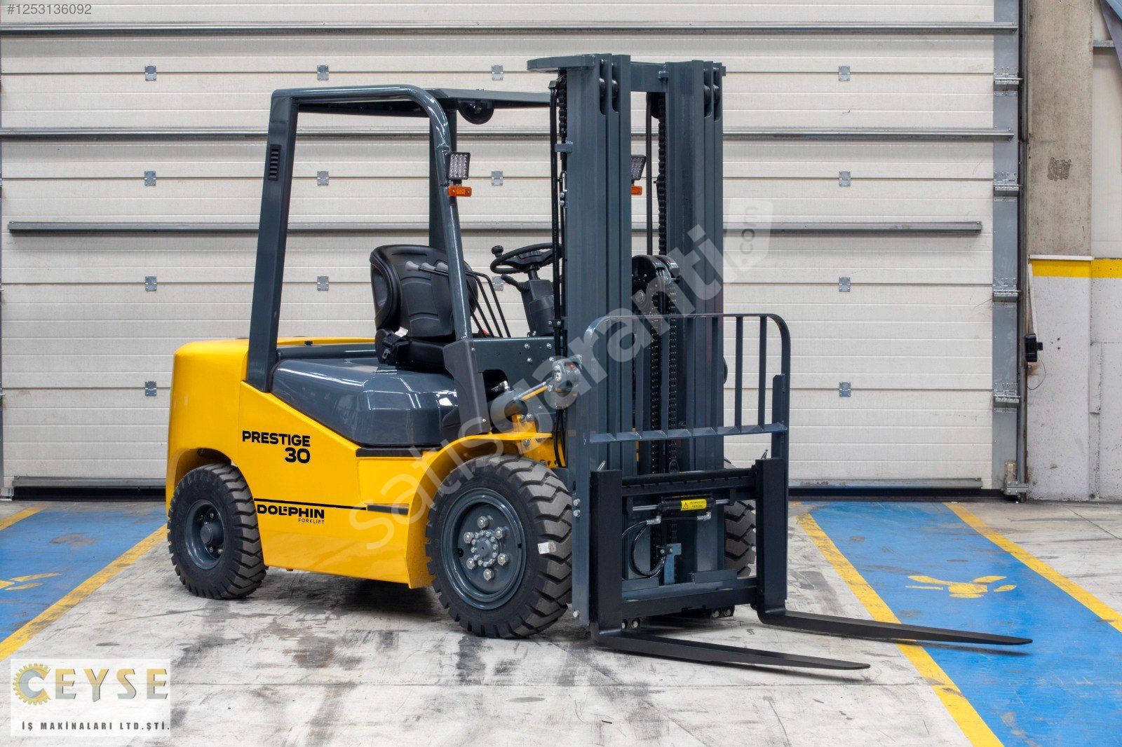 DOLPHIN PRESTİGE YERLİ ÜRETİM 3 TON4,70M TRİPLEKS DİZEL FORKLİFT