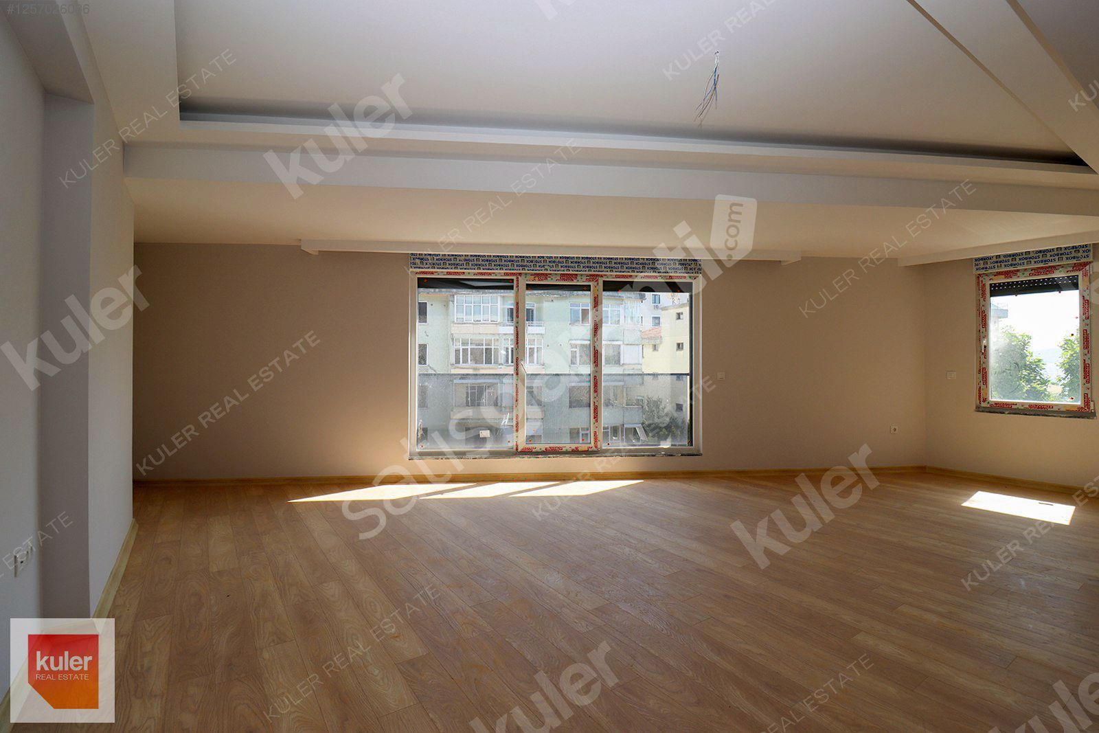 PENDİK BATI'DA SAHİLE YAKIN 3+1 SATILIK DAİRE