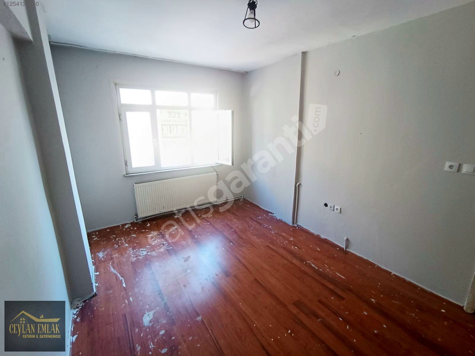 HÜRRİYET MAH.KİRALIK 2+1 DAİRE METROBÜSE 10 DK YABANCI BEKAR