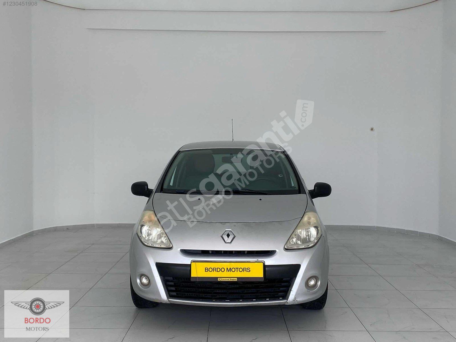 BORDO MOTORS'dan 2009 MODEL RENAULT CLİO AUTHENTIQUE YENİ KASA
