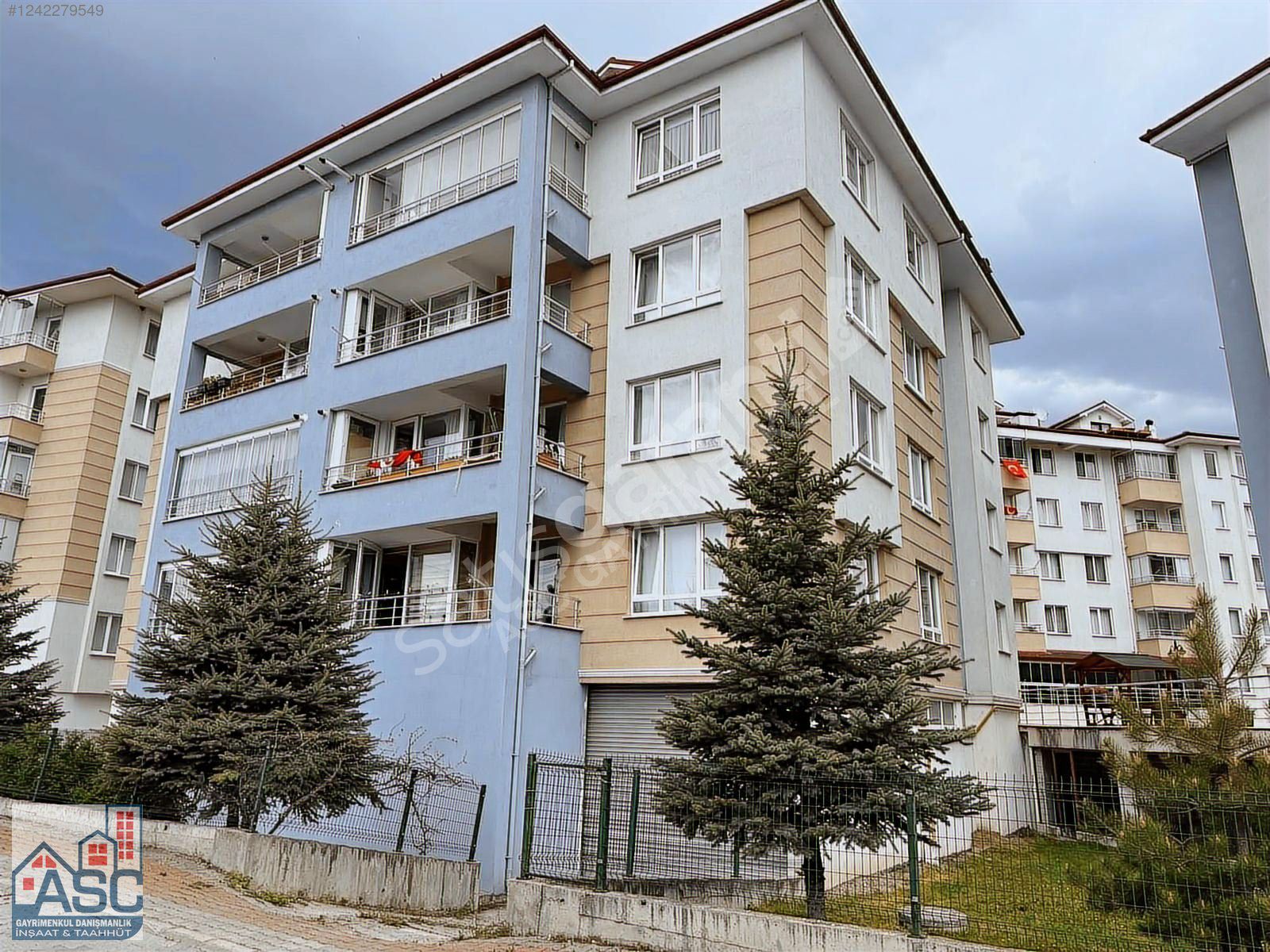 ASC DEN BOLU MERKEZ BORAZANLAR MAH. SATILIK GENİŞ ARAKAT 155 M2