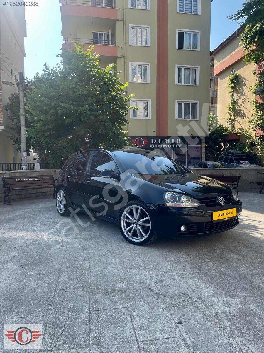 DEMİR OTOMOTİV'den 2004 VW GOLF 1.6 FSI HATASZ BOYASZ 253 bn KM