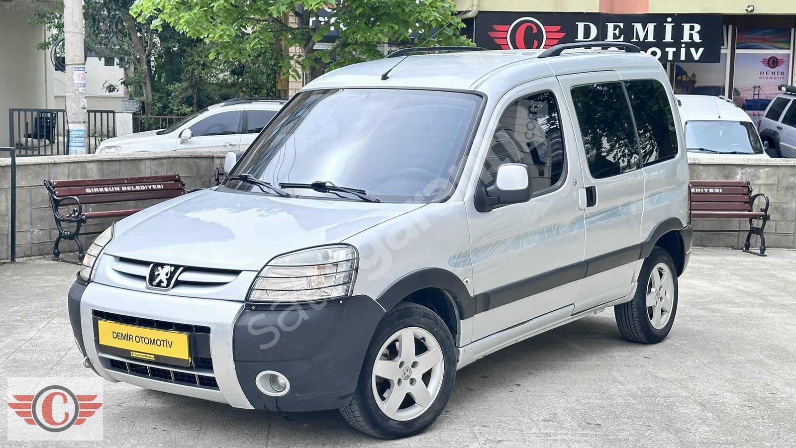 DEMİR OTOMOTİV'den 2012 PARTNER 1.6 HDİ ORİGİN 270 bin KM