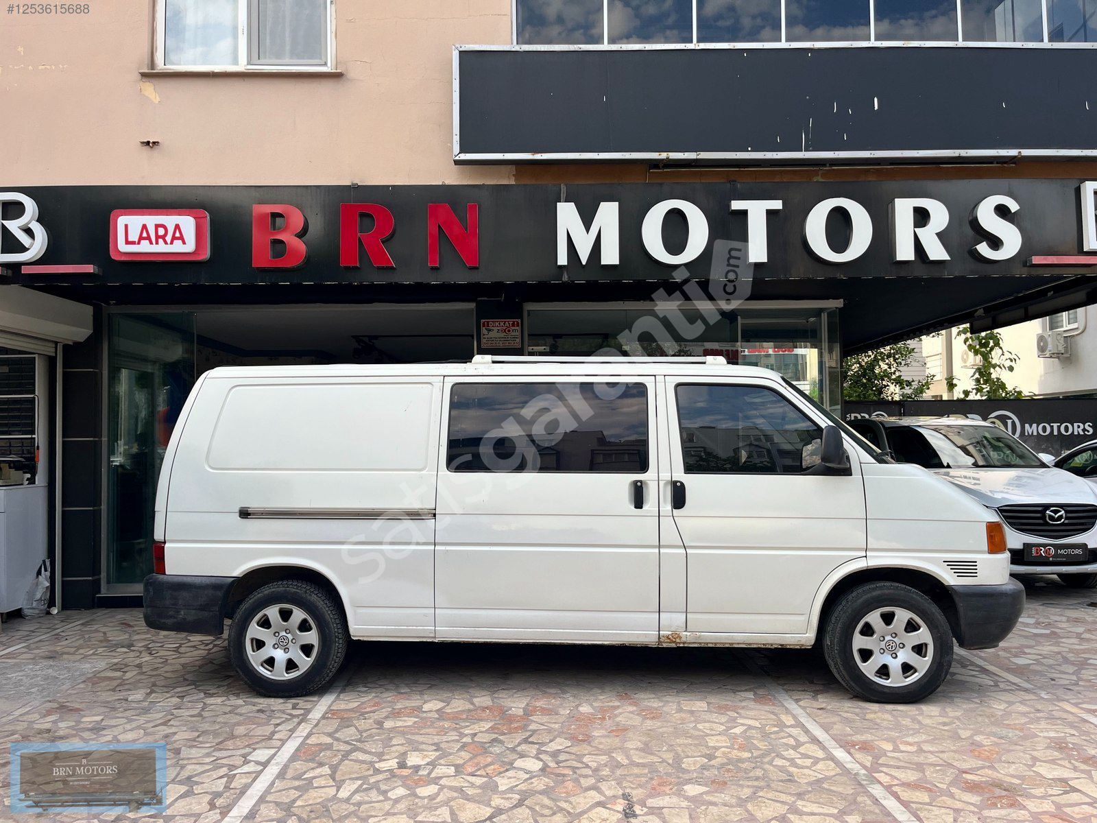 BRN_MOTORS' KARAVAN RUHSATLI TRANSPORTER T4 267.000 KM