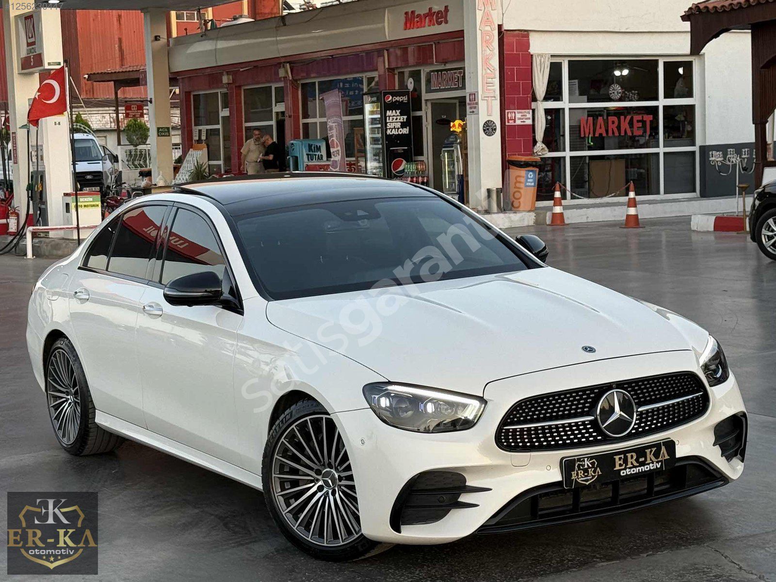 2020/21 ÇIKIŞLI MERCEDES E 200d AMG YENİ KASA/COMMAND/E.BAGAJ
