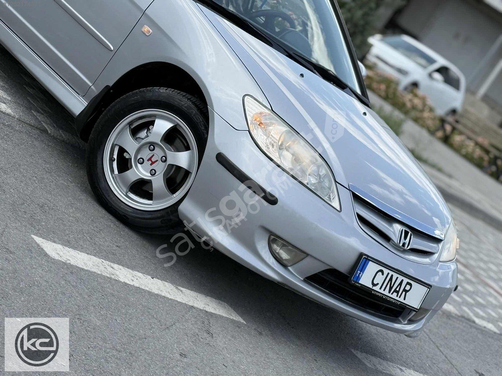 ÇINAR OTOMOTİVDEN 17 YILLIK SAHİBİDEN TEMİZ HONDA CİVİC 1.6 LS