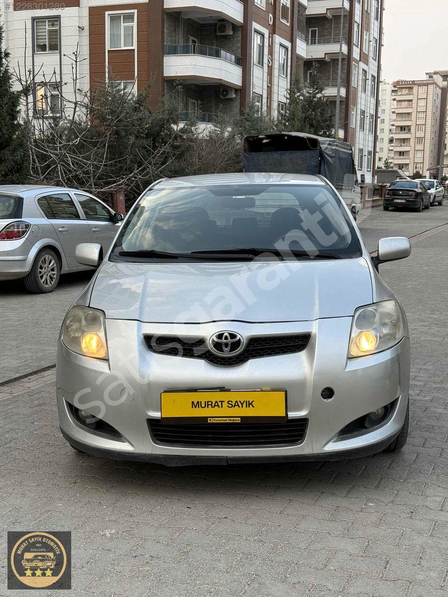 OTOMATİK HATCBACK ARAYANLARA TEMİZ TOYOTA AURİS