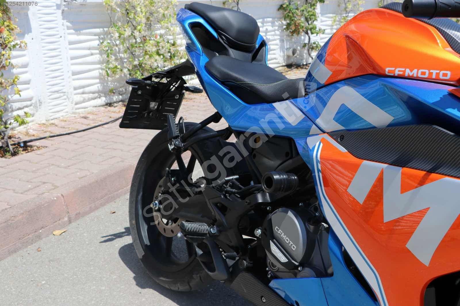 TK MOTOR'S DAN CFmoto 250SR