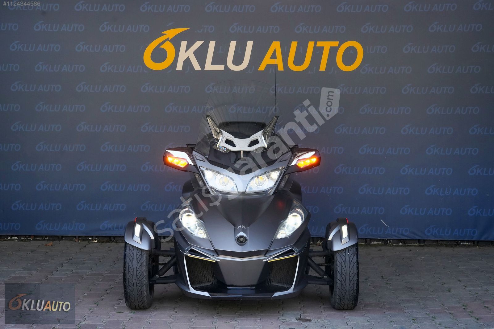 2014 BOMBARDIER SPYDER ROADSTER + RT LIMITED