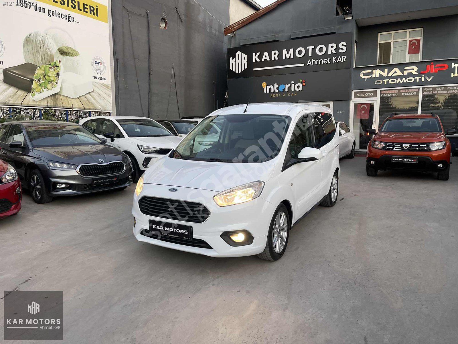 BOYASIZ 2023 FORD COURİER 1.0 EcoBoost TİTANİUM K.K 12 TAKSİT
