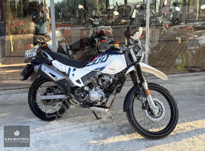 1.550 Km'de 2023 HERO XPULSE 200 4V K.K VADE FARKSIZ 5 TAKSİT