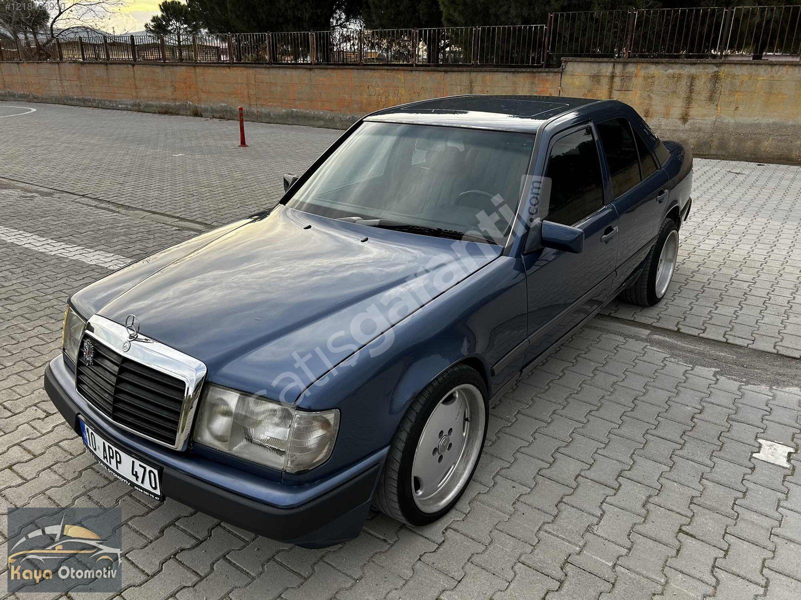 89 Değişensiz Mercedes 230 E Orjinal (180.000)km Sanruflu,Abs'li