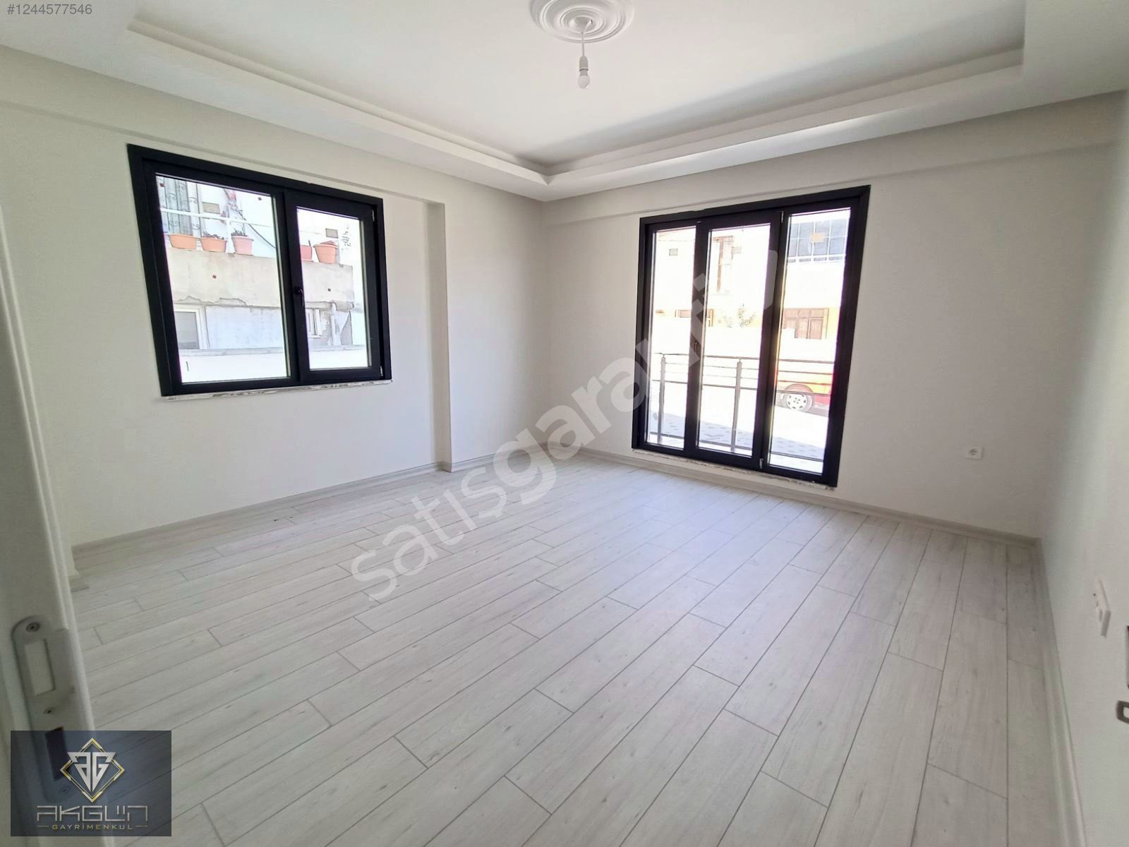 AKGÜN'DEN HÜRRİYET MAHALLESİNDE 3+1 SATILIK DAİRE