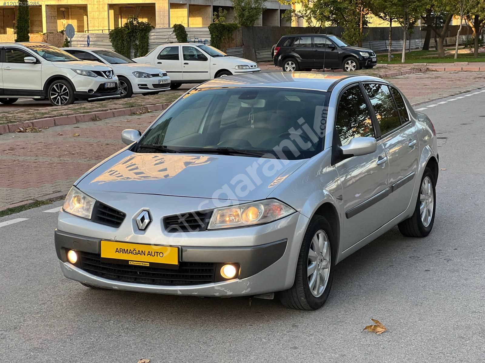 ARMAĞAN OTOMOTİVDEN 2008 MODEL DİZEL OTOMATİK RENAULT MEGANE