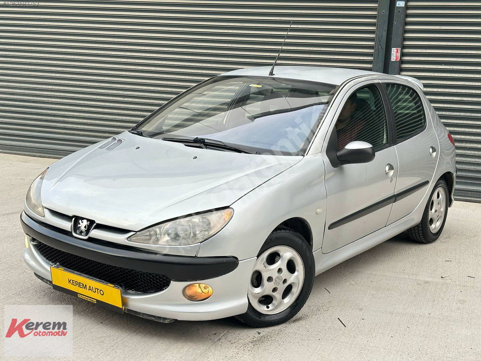 2004 PEJO 206 1.4 OTOMOTİK SADECE 189 KM 1.SINIF