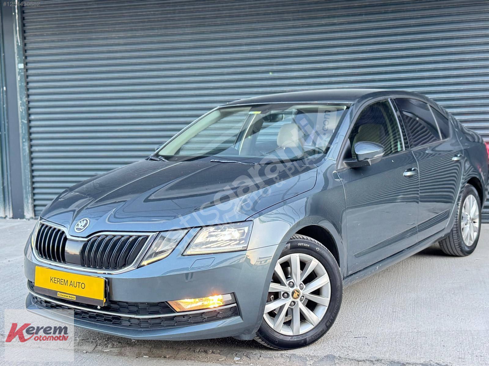 2017 SKODA OCTAVİA 1.6 TDI STYLE DSG İÇİ BEJ 215 BİN'DE FULL +