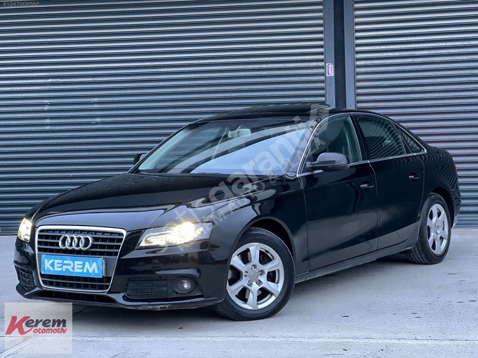 İLK SAHİBİ 2011 AUDI A4 2.0 TDI SUNROOFLU 235 BİN'DE HATASIZ