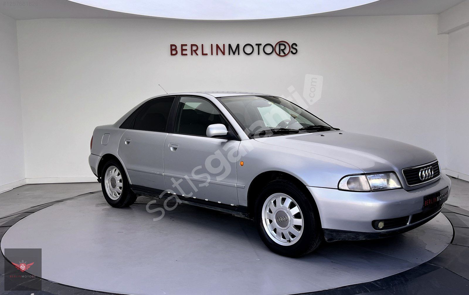 "Berlin Motors"1999 AUDİ A4 1.6 OTOMATİK DÜŞÜK KM 12 TAKSİT