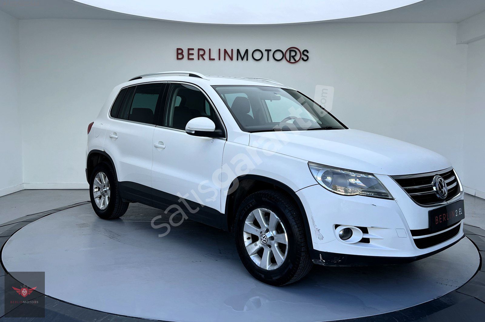"Berlin Motors"2010 VW TİGUAN 2.0 TDI 4X4 DEĞİŞENSİZ 12 TAKSİT