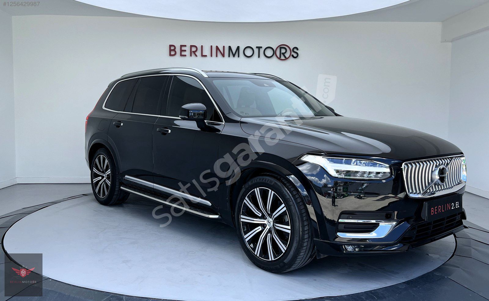 "Berlin Motors" HATASIZ VOLVO XC90 İNSCRİPTİON YETKİLİ BAKIMLI