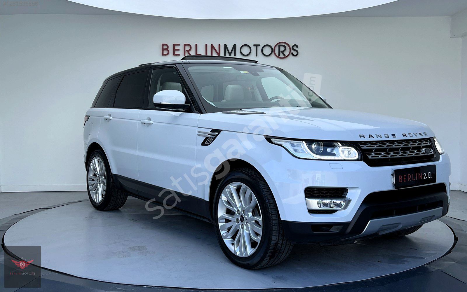 "Berlin Motors" HATASIZ RANGE ROVER SPORT 3.0 SDV6 HSE+BAYİBAKIM