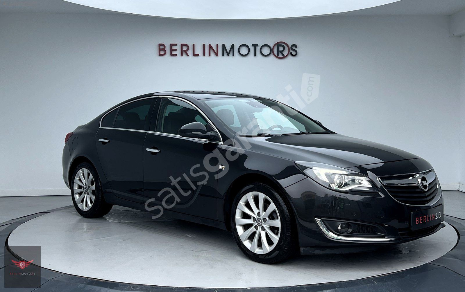 "Berlin Motors" OTOMATİK OPEL İNSİGNİA 1.6CDTI COSMO 12 TAKSİT