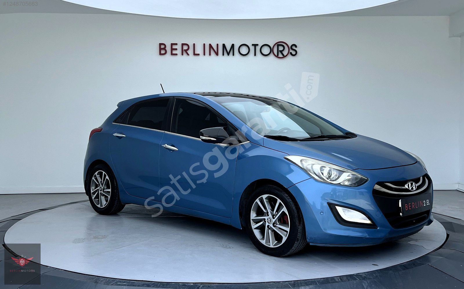 "Berlin Motors"2013 HYUNDAİ İ30 1.6 CRDİ ELİTE BAKIMLI